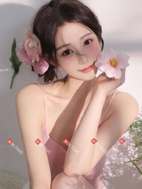罗密欧 · 北京模特罗密欧常见问题FAQ|北京展会模特档期与礼仪说明